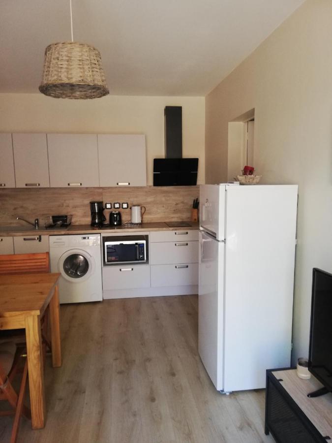 Manon Apartment Биганос Екстериор снимка